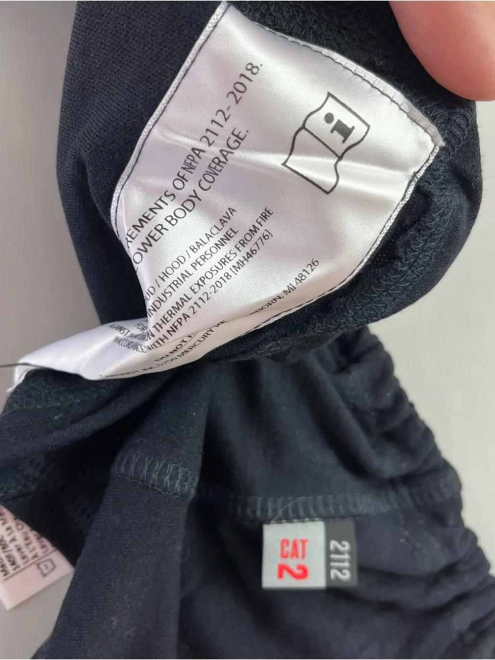 NWT Carhartt NO. AH5092-FRM FLAME RESISTANT FORCE NECK GAITER Black